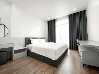 Cho thuê căn họ 2 ngủ sang-xịn-mịn tại Vinhomes Marina 1