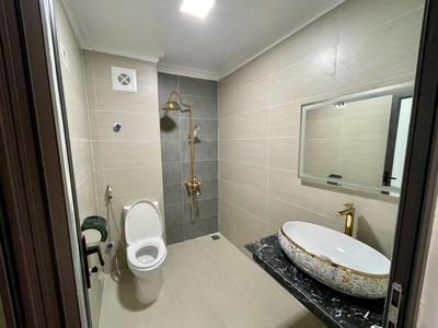 Cho thuê nguyên căn 4 ngủ tại Văn Cao  oto đỗ cửa 5