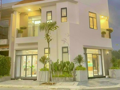 Đất ngay chợ Chánh Lưu, gần Vsip 2 trục đường vào Tp Mới, chỉ 480tr mua được ngay, ngân hàng hỗ trợ 4