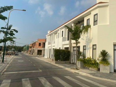 Đất nền Vsip 2 Tp Mới Bình Dương, 730tr/nền thổ cư 100, hỗ trợ ngân hàng 0