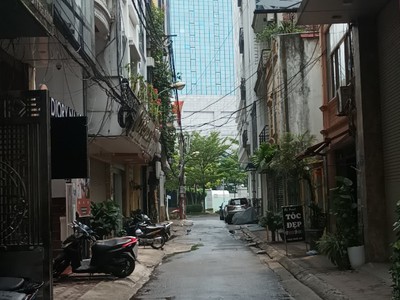 Cho thuê nhà khu Trung Hòa, Trung Kính 25-45tr 2
