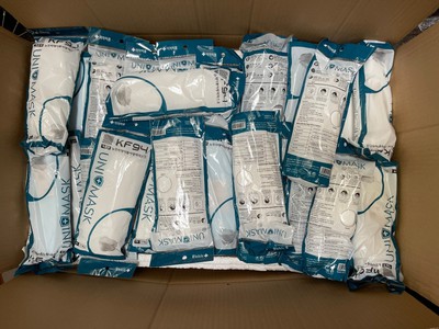 Cùng Tiến Việt Express GỬI Hàng đi Mỹ giá tốt 195.000 / KG 2