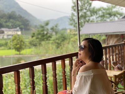 Tuyển nhân viên chở nước uống đóng bình phố Minh Khai 1