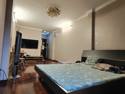 Bán nhà mặt phố Lê Duẩn, Đống Đa DT: 38m, 5 tầng, Kinh doanh tốt 1