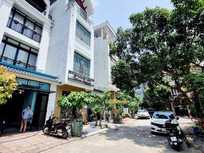 Nhà mặt ngõ tại phạm khắc quảng 5 tầng  66m2  nhà đẹp, thoáng. 0
