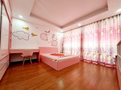 Nhà mặt ngõ tại phạm khắc quảng 5 tầng  66m2  nhà đẹp, thoáng. 2