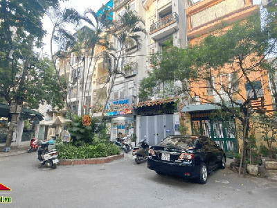 Chính chủ bán nhà số 16 ngõ 42 Vũ Ngọc Phan, Đống Đa 67,5m2 giá 16 tỷ 0