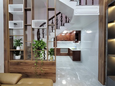 Nhà 3.5 tầng 40m2 - ngõ nông đường Miếu Hai Xã chỉ hơn 2 tỷ 1