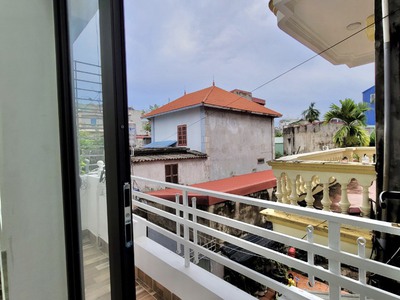 Nhà 3.5 tầng 40m2 - ngõ nông đường Miếu Hai Xã chỉ hơn 2 tỷ 3