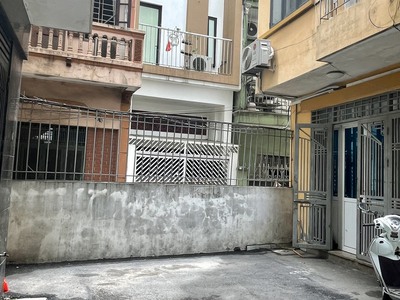 Cho thuê nhà nguyên căn 5 tầng tại Lê Trọng Tấn, Thanh Xuân, hà Nội 1