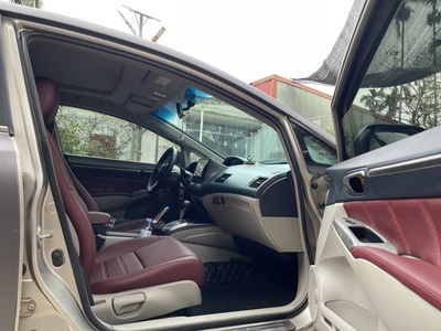 Cần bán xe hoda civic 2008 gấp 1