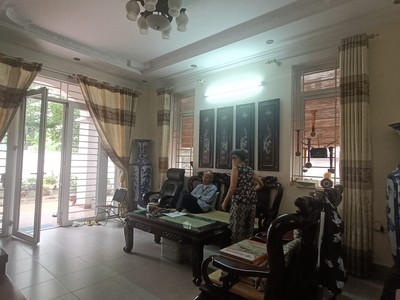 Chính chủ cần cho thuê biệt thự tại đường pháp vân 273m2, 4 tầng, 32 triệu - giá tốt có thương lượng 1