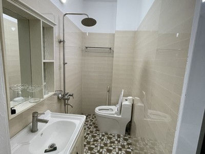 Nhà mặt ngõ tại xuân đỉnh 56m2  4 tầng với giá 5 tỷ. 3