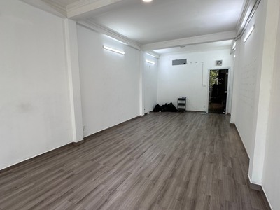 Cần share mặt bằng kinh doanh mặt tiền lầu 1 và lầu 2 trần hưng đạo q1 - trung tâm sài gòn 2