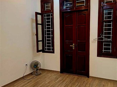 Nhà riêng Định Công Thượng, 50m2 x 4 tầng, mt 4m, oto đỗ cửa, 14tr/th 1