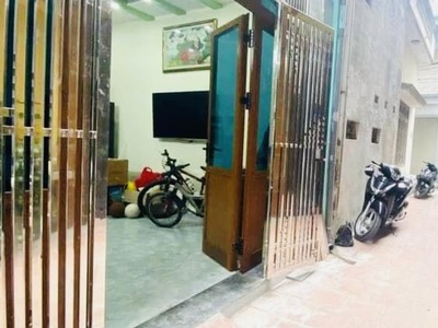 Trung tâm cầu giấy 30m  ô tô - an sinh đỉnh bán 3 tỷ 69 0