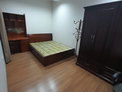 Nhà ngõ 1 phố Nghĩa Tân - Diện tích 80m2 xây dựng 3.5 tầng, nhà đẹp có nội thất, đủ điều hòa 2