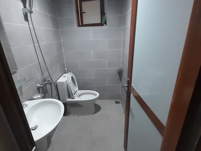 Nhà ngõ 1 phố Nghĩa Tân - Diện tích 80m2 xây dựng 3.5 tầng, nhà đẹp có nội thất, đủ điều hòa 4