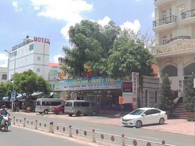 Bán đất mặt tiền đường lớn quận tân phú, hơn 1200m2, thích hợp làm karaoke, nhà hàng, khách sạn 2