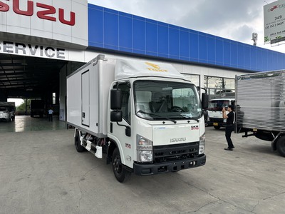 Xe Isuzu 2.8 Tấn QKR270 1