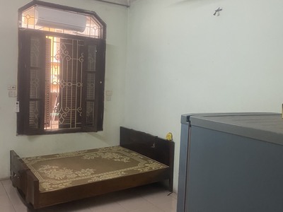 Cho thuê CCMN 27m2 Ngõ 121 Kim ngưu Cách Bách khoa - Xây dựng - Kinh tế 1.5km. 0