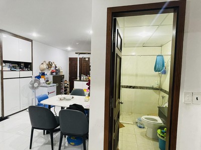 Cần bán căn hộ Giai Việt Residence, Tạ Quang Bửu, Phường 5, Q.8: -	 khu sầm uất tiện ích nhất Q8. 3