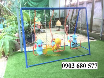 Xích đu 3 con thú 3 chỗ ngồi cho trẻ em mầm non giá cực SỐC 0
