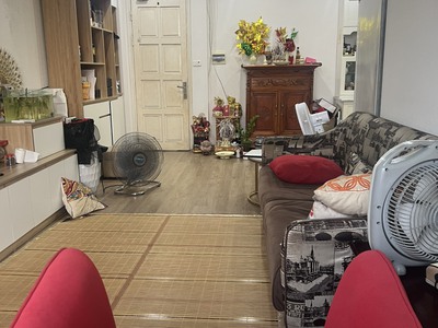 Bán chung cư N01, 84 Chùa Láng- ĐH Ngoại Thương 50m2, 1 ngủ, 1 vs, full nội thất xịn nhỉnh 2 tỷ 19