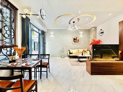 Nhà mới đẹp cực phẩm nội thất sang chảnh cách mt đường số 18 1 căn hxh nở hậu 3