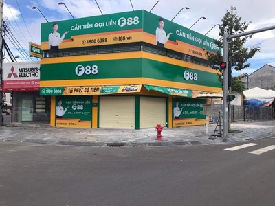 Chính chủ cần bán nhanh căn nhà mặt phố góc 2 mặt tiền trục chính tp phan thiết 2