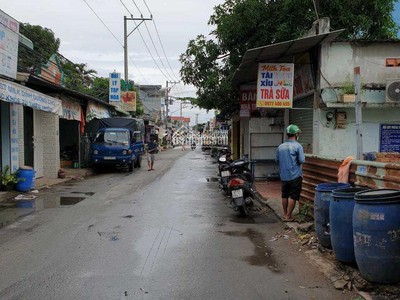 Cắt lỗ chính chủ bán gấp nhà tthc dĩ an, gần chợ xóm nghèo, sẵn phòng trọ kiot, giá còn 6 tỷ 2