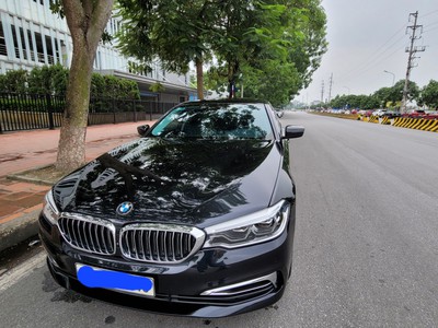 Bán nhanh xe BMW 530i luxury 0