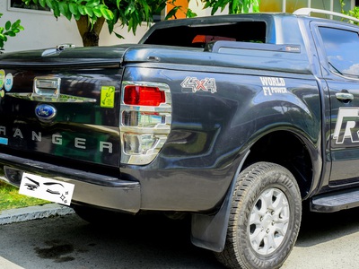 - Xe Ranger XLS 2017 MT xe nhập Thái Lan 1