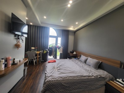 Cho thuê nguyên căn 6 phòng căn hộ tại Vinhomes Marina, giá 40tr 2