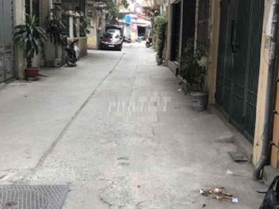 Cho thuê nhà Nguyễn phúc lai 4 tầng, oto đỗ cửa ở và làm VP công ty, bán hàng online 0