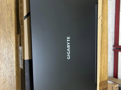 Bán gấp Gigabyte G5 KC 2