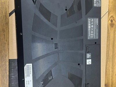 Bán gấp Gigabyte G5 KC 4
