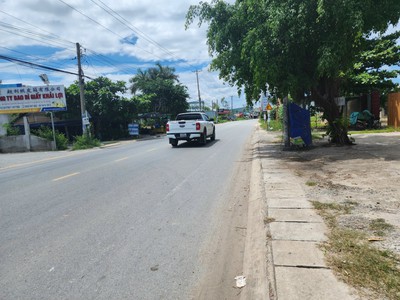 Chính chủ cần bán nhà, đất đẹp, vị trí đẹp, khu dân cư đông đúc tại Đức Hòa 4