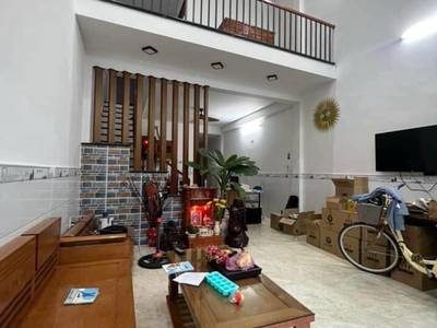 .nhà mặt tiền hoà minh gần tôn đức thắng, mới xây 1 năm, 70m2, 2 mê, 2.x tỷ 0