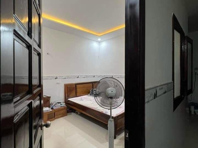 .nhà mặt tiền hoà minh gần tôn đức thắng, mới xây 1 năm, 70m2, 2 mê, 2.x tỷ 4