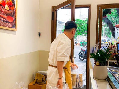 Quận 4 , sang tiệm chè đài loan có sẵn tệp data khách hàng và chuỗi marketting online . vô bán có 1