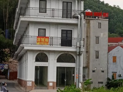 Cho thuê tòa nhà mặt đường ql 37 kcn vân trung, việt yên, bắc giang. diện tích mặt sàn 1.100m2 0