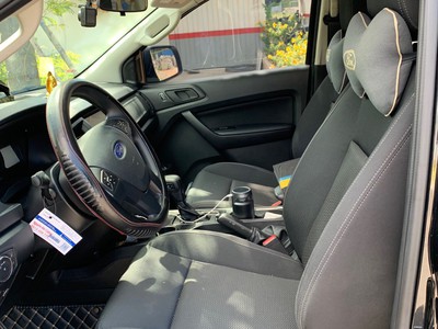 Chính chủ bán Ford Everest Embient AT 2019 đăng ký lần đầu 2020. 5