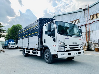 NPR400 tải 3,5t thùng 5m1 0
