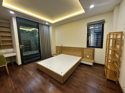 Biệt thự đơn lập dịch vọng 189m2,4 tầng, mt 14m, tặng nội thất giá 5x tỷ 3