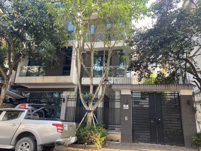 Biệt thự đơn lập dịch vọng 189m2,4 tầng, mt 14m, tặng nội thất giá 5x tỷ 0