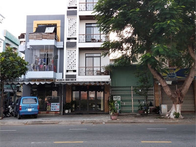 Mặt tiền vip rộng - đường 15m lề 4m - tuyến phố kinh doanh sầm uất nhất quận hải châu 3