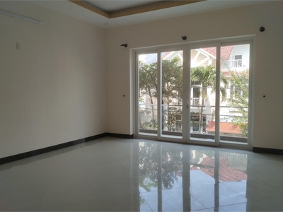 Nhà đẹp giá rẻ nhất tt hải châu - nhà 3 tầng mới đẹp - ở ngay - kinh doanh. 2