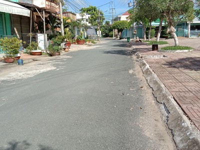 Nhà đẹp   chính chủ bán nhanh căn nhà vị trí đắc địa tại tp long xuyên - an giang 4