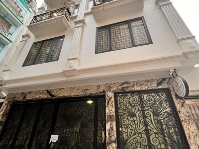 Building lô góc 9tx150m , 75 căn hộ, ôtô tránh, dt 4 tỷ/năm, giá 43 tỷ cách kđt tây hồ tây 500m 3